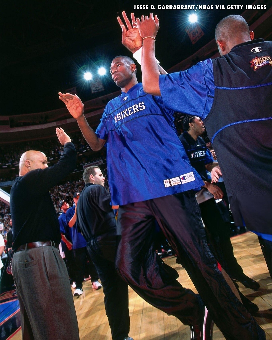 猛龙客场取胜,76人陷入落后的简单介绍 猛龙客场取胜,76人陷入落后的简单介绍