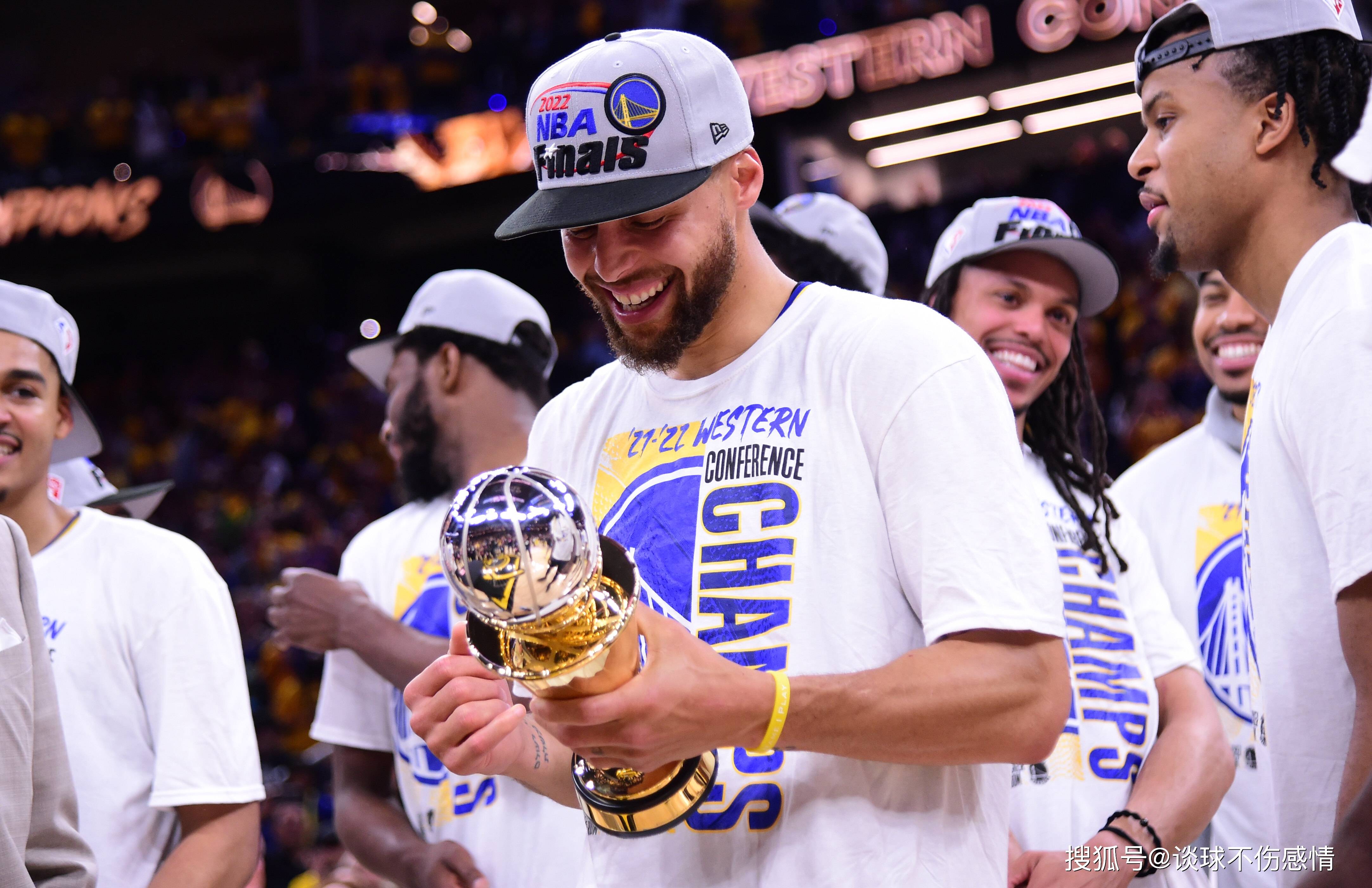 勇士胜骑士，守卫总冠军尊严的简单介绍