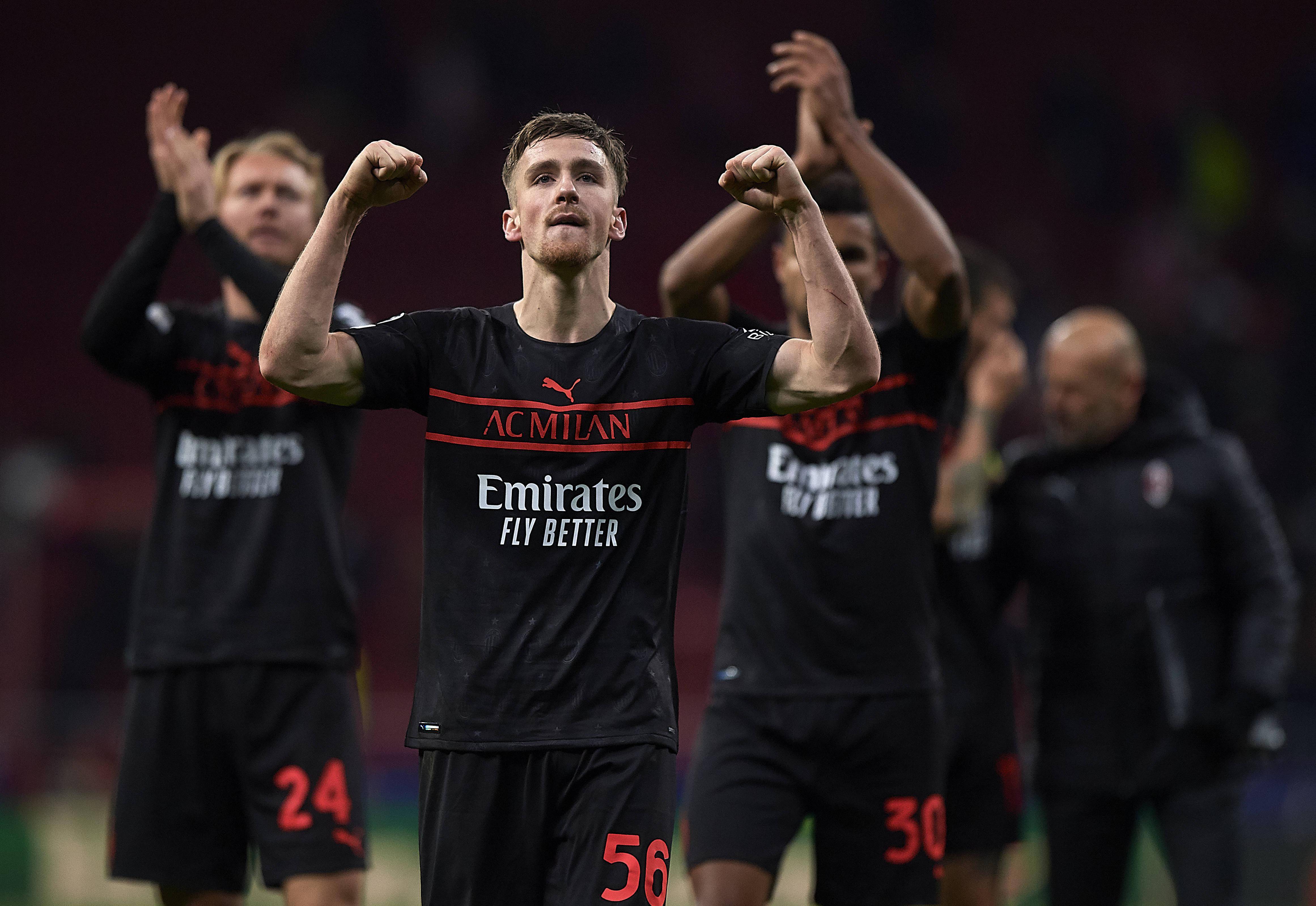 包含马德里竞技险胜AC米兰,范佩西惊艳世界的词条 包含马德里竞技险胜AC米兰,范佩西惊艳世界的词条