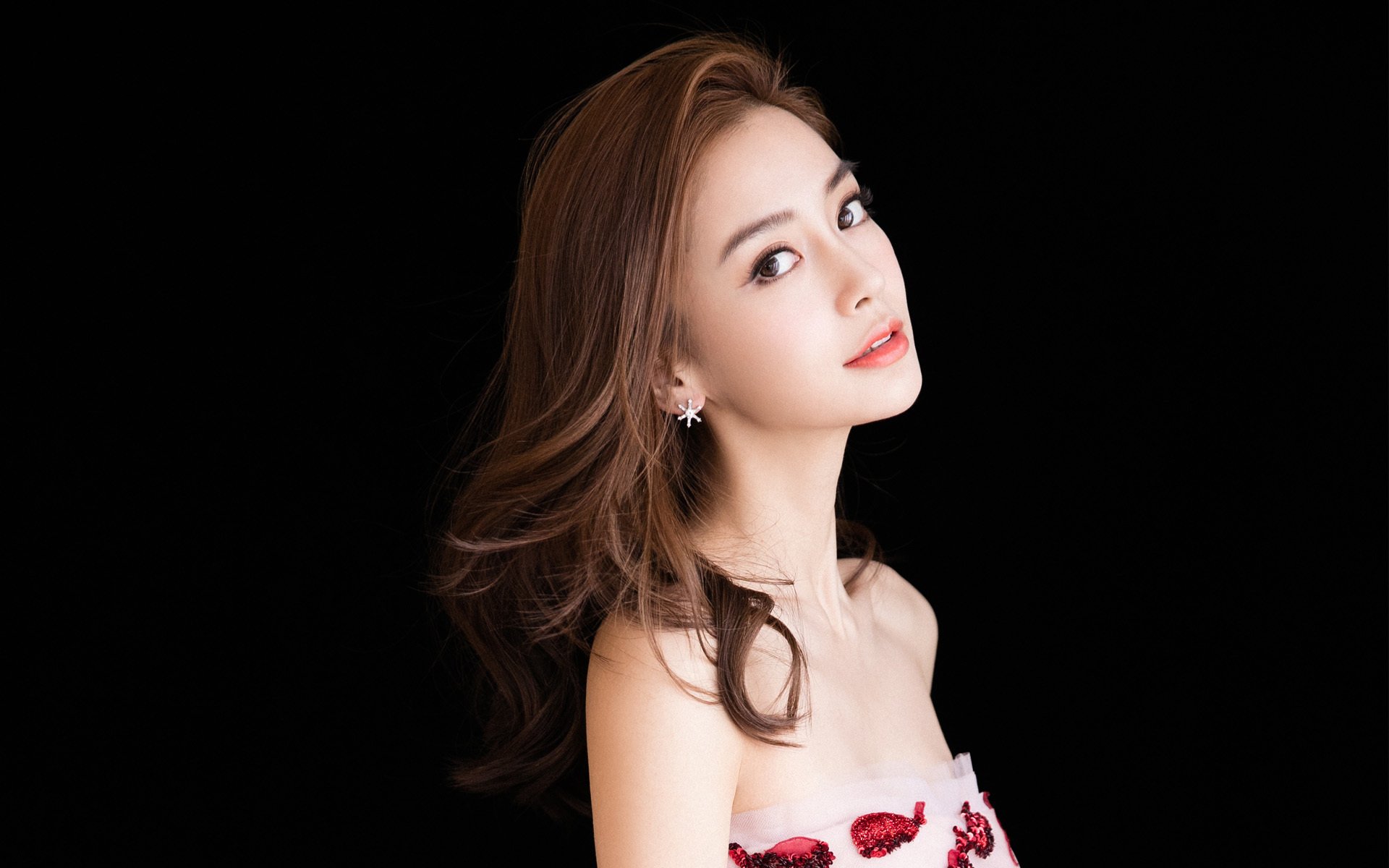 pg电子-硬仗之魂，从阿尔瓦雷斯的锋芒到德国战车的碾压