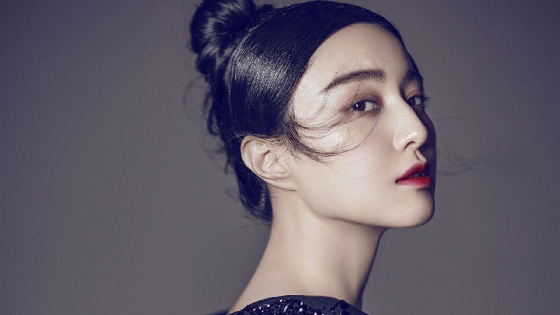 巴林赛道亮剑，勇士克莱时刻